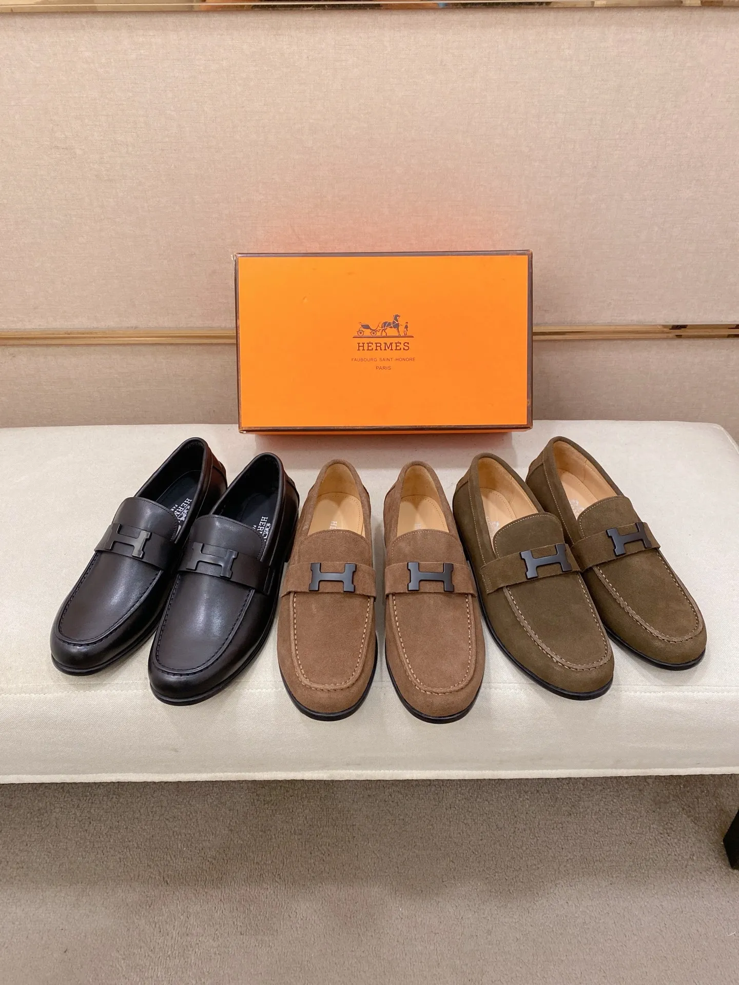 Men's shoes💰: 620💰[HERMES/Hermes]⚠️Top craftsmanship-fashionable business casual style! Pure and high quality can be compared at 1:1! Fabric: Original full-grain cowhide/Lining: Cowhide lining! The texture and comfort have been improved to another level! Rubber anti-slip bottom! Yardage: 39-44. Can be customized for 38.45.
